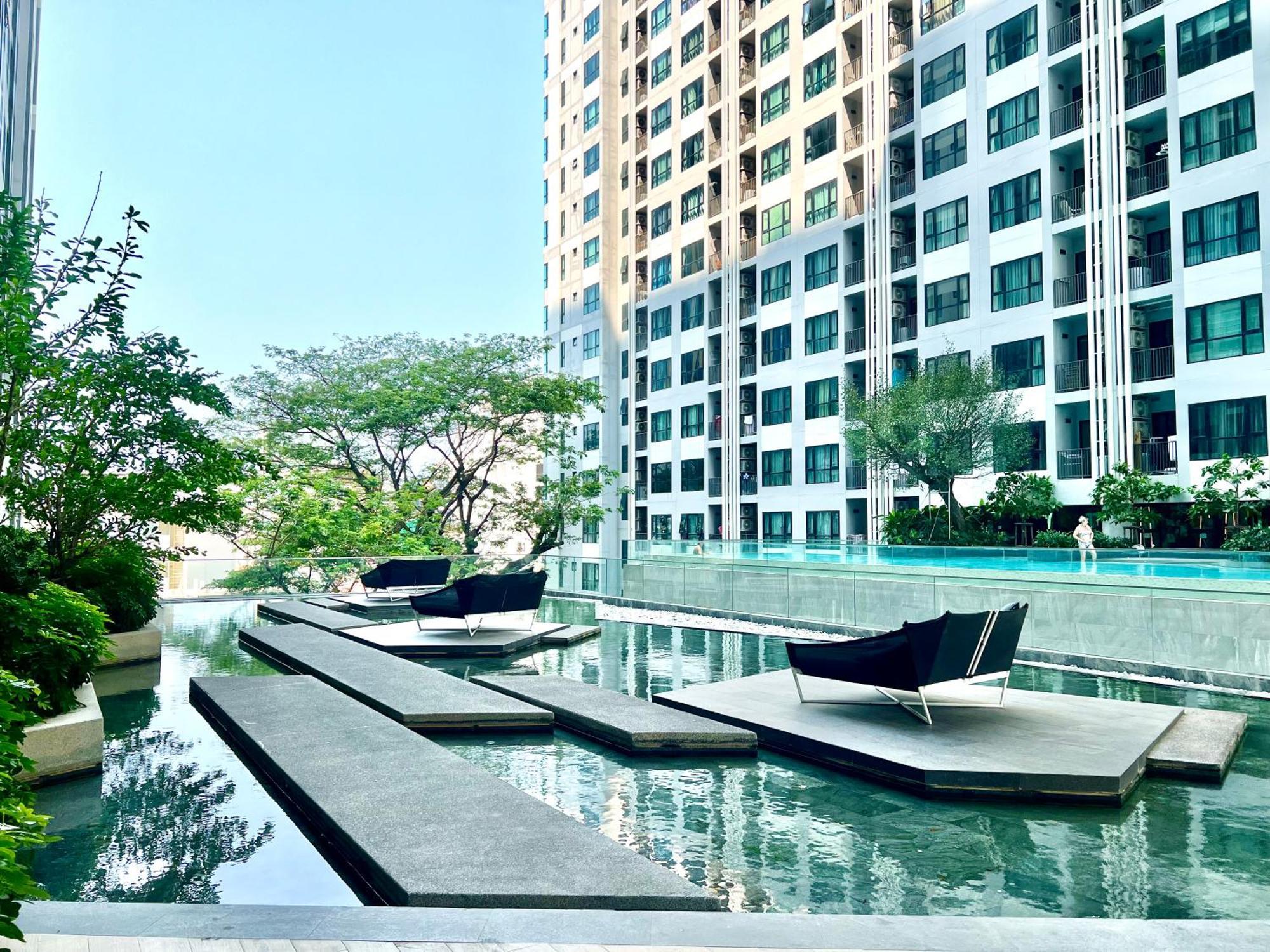 Sea View Pattaya Beach @The Base Central Pattaya ภายนอก รูปภาพ